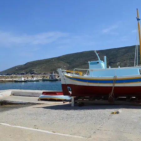 Blue Beside Stone Tower 1690 • Andros Διαμέρισμα *