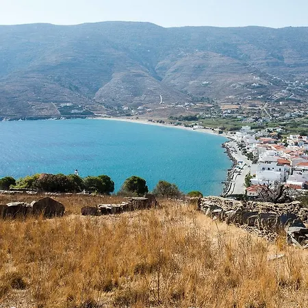 Διαμέρισμα Blue Beside Stone Tower 1690 • Andros Aidonia (Andros)